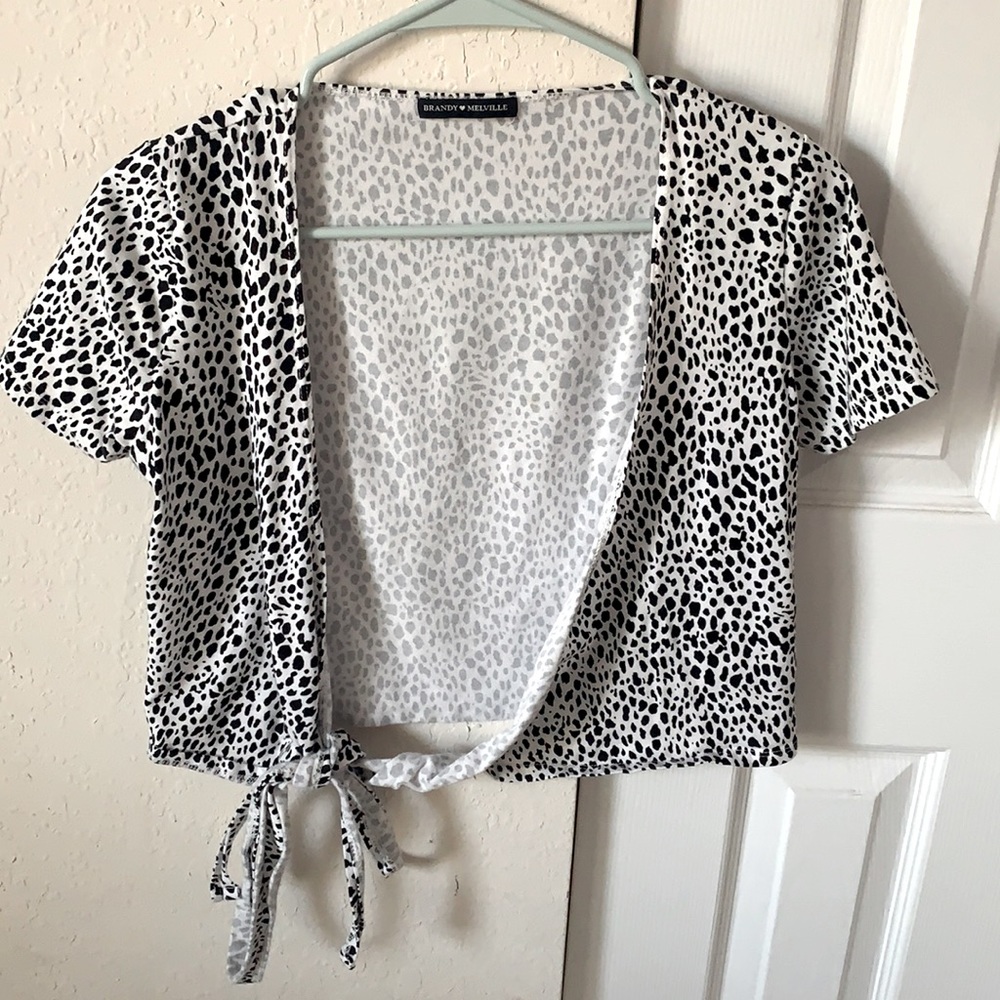 brandy melville wrap top
